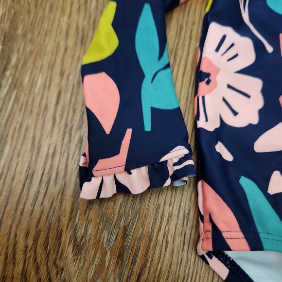 Carter's 18M Rashguard - Picture 3 of 5